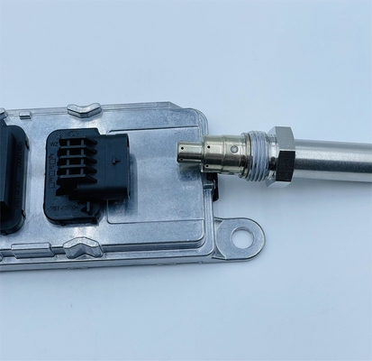 24V Nitrogen Oxide Nox Sensor Untuk Cummins OEM 5462436 A059B031