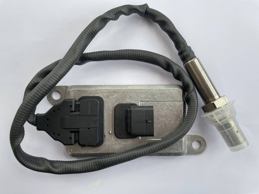 24V nitrogen oxide NOx Sensor Untuk Iveco OEM 5WK96733B 5801754016