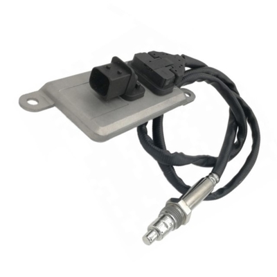 OEM 2296801 5WK96695C Nitrogen Oxide Nox Sensor Untuk Euro Truck Omnicity